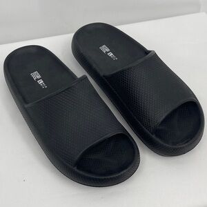 32 Degrees Black Cool Label Textured SLIDES MENS 7-8 WOMENS 9-10 UNISEX
